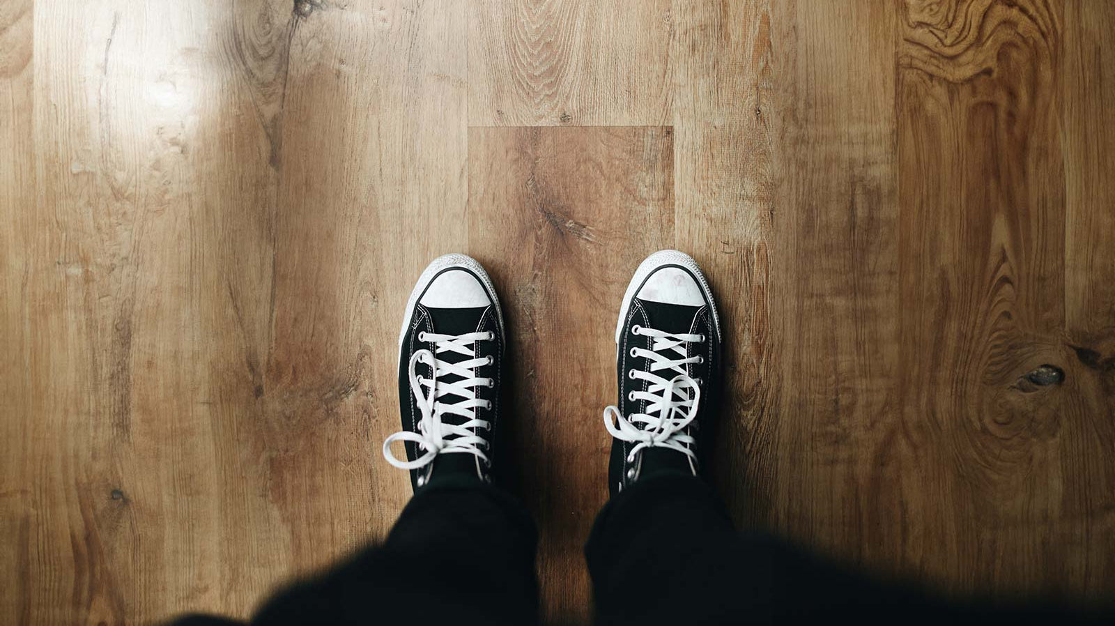 Laminate Flooring vs. SPC Vinyl Flooring: Which is Right for You?